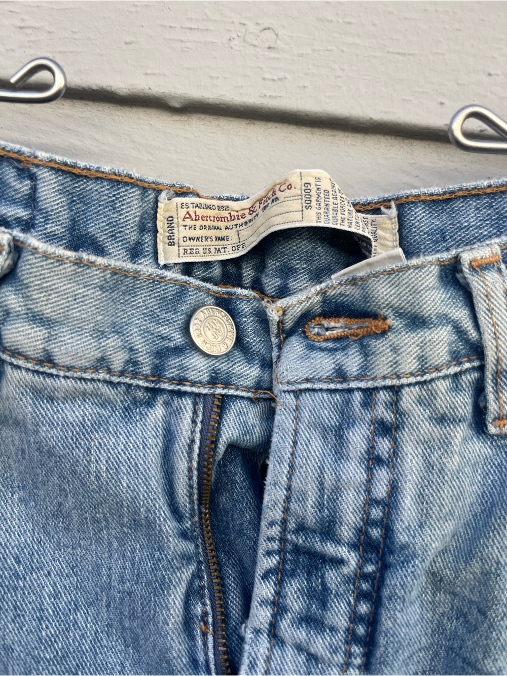 Abercrombie & Fitch Light Wash Women’s Jeans vintage